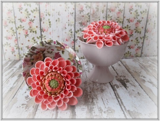 Dalias de fondant o azúcar