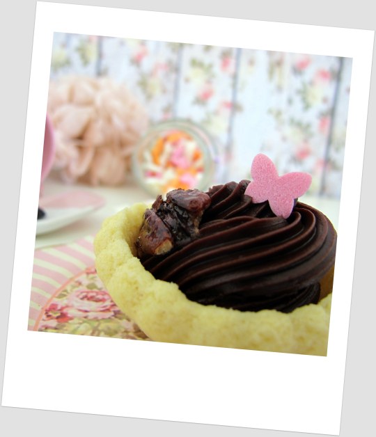 tartaletas rellenas de chocolate y nueces