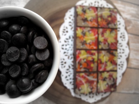 Receta de turrón de chocolate con muesli y frutos secos