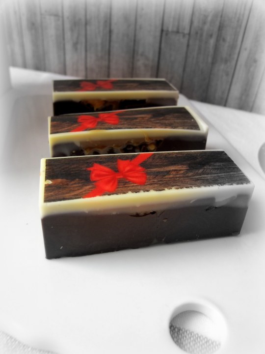 Snickers casero con cacahuete-chocolate y caramelo